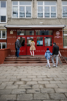 Gdansk. Dzien Otwarty SP 79 przy ul. Kolobrzeskiej.
28.02.2015
fot....