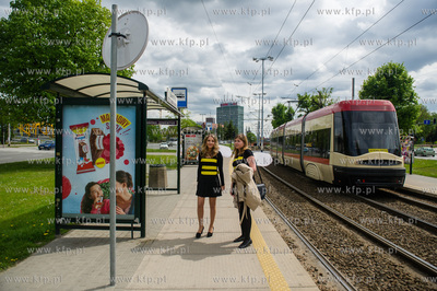 Gdansk. Muzyczny Flash Mob w tramwaju linii 6, zorganizowany...