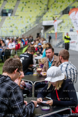 Gdansk. Stadion PGE Arena. Bicie rekordu Polski w jednoczesnej...