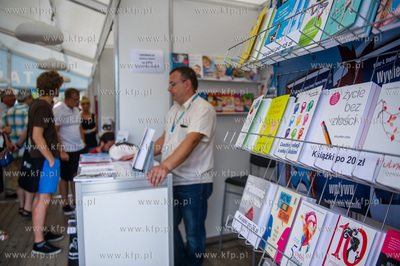 Plac Przyjaciol Sopotu. Festiwal Literacki Sopot. Targi...