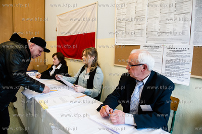Gdansk. Kielpino Gorne. Obwodowa Komisja Wyborcza nr....