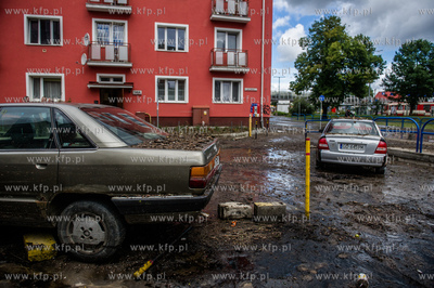 Gdańsk. Wrzeszcz. Skutki silnych opadow, które przeszły...