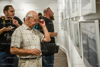 Ratusz Staromiejski w Gdansku. Uroczystosc wreczenia...