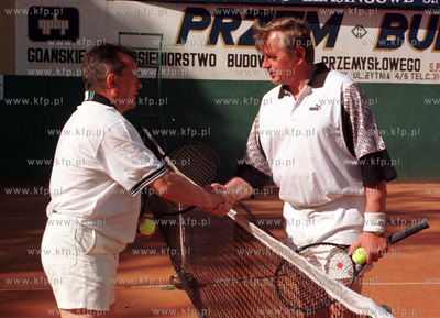 Piknik Energomontazu Mecz tenisowy: Wlodzimierz Dyrka...