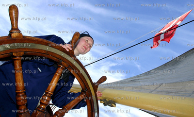 Wizyta zaglowca George Stage - najmniejszego pelnorejowca...