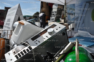 Akcja promocji segregowania smieci poparta mi. przez...