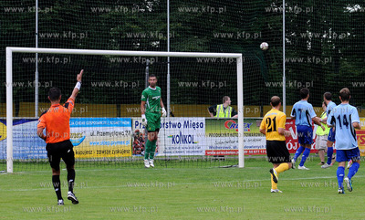 Gryf Orlex Wejherowo zremisowal 2:2 (2:2) z Jarota...