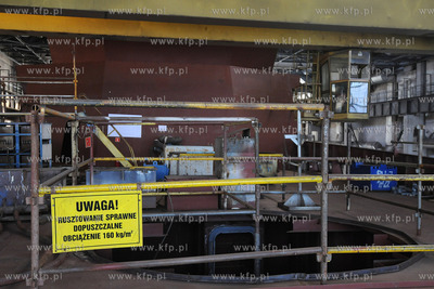 Niedokonczona Korweta Gawron oczekujaca na decyzje...