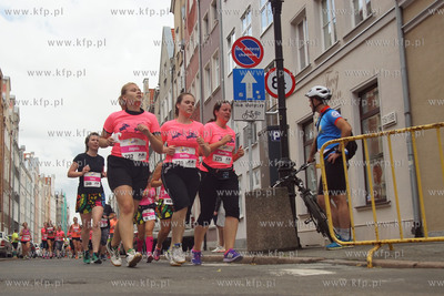 Gdańsk. Międzynarodowy Bieg św. Dominika. Bieg kobiet...