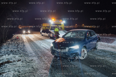 Trudne warunki drogowe na pomorskich drogach. 
21.12.2021
Fot....