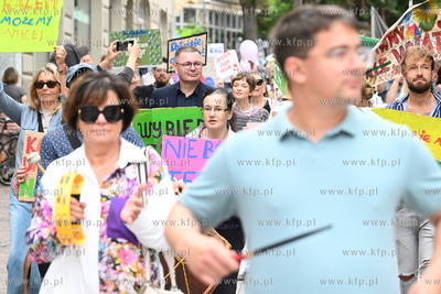 Marsz dla Zdrowia Psychicznego #poGodność i okazania...