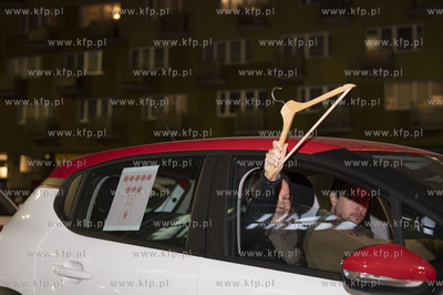 Gdynia. Protest samochodowy wobec kontrowersyjnego...