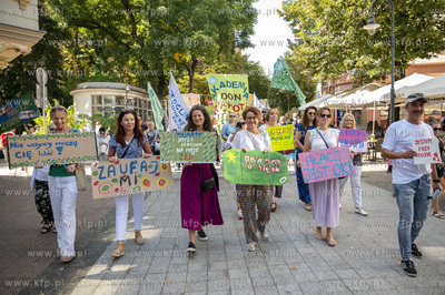 Sopot. Marsz dla zdrowia psychicznego i przejście...