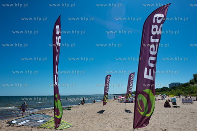 Plaza w Sopocie, przy Sopockim Klubie Zeglarskim. Briefing...