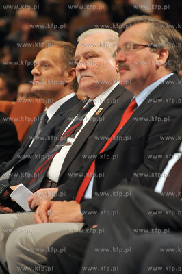 Obchody 20. rocznicy odzyskania wolnosci i upadku komunizmu....