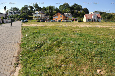 Swarzewo nad Zatoka Pucka. Male molo z zacumowanymi...