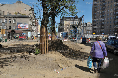Gdansk. Dolne Miasto. Remont i przebudowa ulicy Lakowej....