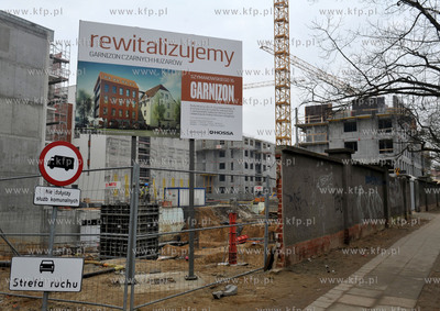 Gdansk Wrzeszcz. Budowa przez firme Hossa osiedla Garnizon....