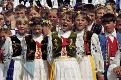 Papież Jan Paweł II w Sopocie. Oczekiwanie na mszę...
