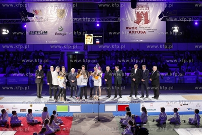 Gdańsk. Hala AWFiS. Puchar Świata we Florecie Kobiet...