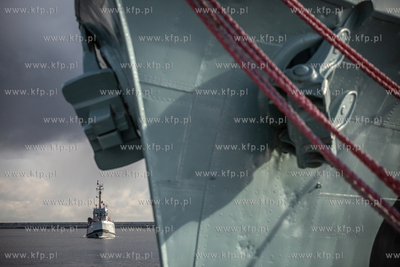 Okręt-muzeum ORP "Błyskawica" opuścił Nabrzeże...