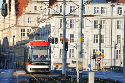 Tramwaj Pesa Jazz Duo na Hucisku. 27.01.2021 fot. Paweł...