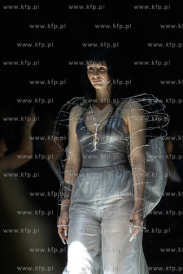 Pokaz mody i bursztynu AMBER Vibes podczas międzynarodowych...