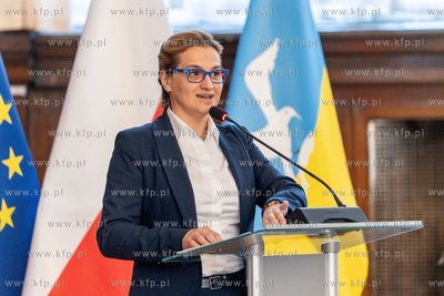 Sesja Rady Miasta Sopotu. Nz. Magdalena Cieślik -...