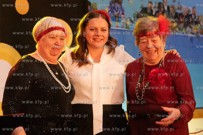 Port Lotniczy Gdańsk im. Lecha Wałęsy. Bal seniora...