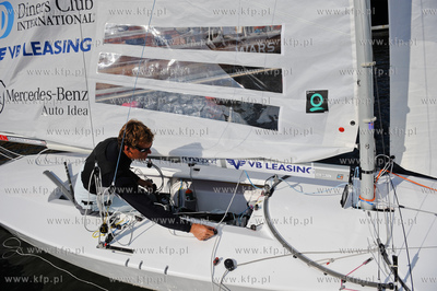 Gdynia. Port Jachtowy. Zeglarz Mateusz Kusznierewicz,...