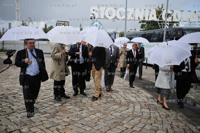 Gdansk. Plac Solidarnosci. Wizyta Komitetu Stalych...