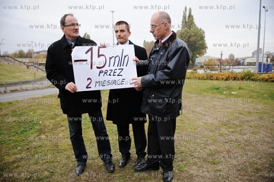 Gdansk. Wysepka na Wezle Kliniczna. Konferencja prasowa...