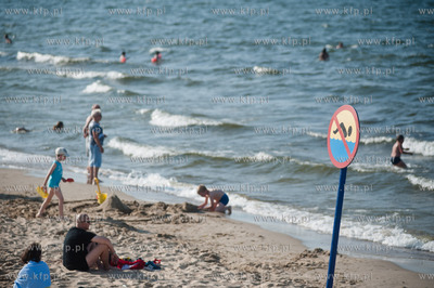 Gdansk. Wakacyjny, sloneczny dzien na plazy w Brzeznie.
Nz...