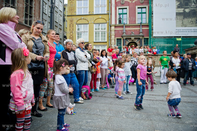 Gdansk. Dlugi Targ. 6 Gdanski Festiwal Kultury Brazylijskiej...