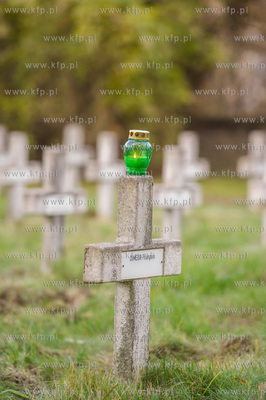 Gdansk. Wojskowy Cmentarz Francuski. Dzien Wszystkich...