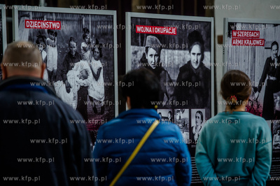 Gdańsk. Bazylika Mariacka. Pierwsza prezentacja wystawy...