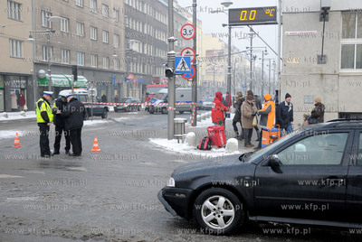 Gdynia. Wypadek, na ul. Swietojanskiej, na wysokosci...