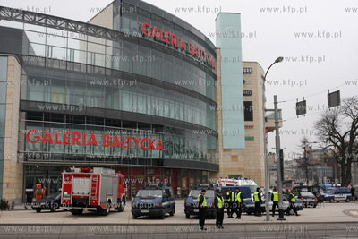 Alarm bombowy w Galerii Baltyckiej - najwiekszej galerii...
