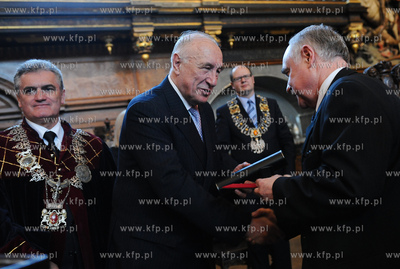 Gdansk. Dwor Artusa. Wreczenie Medali sw. Wojciecha...