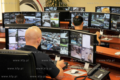 W Miejskim Centrum Zarzadzania Kryzysowego przy ul....