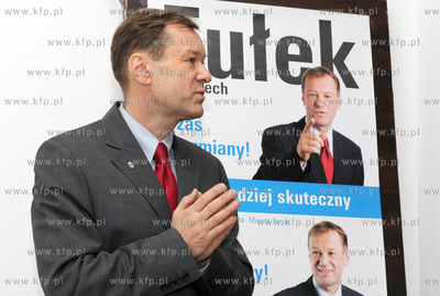 Sopot. Konferencja prasowa ruchu Kocham Sopot, na ktorej...