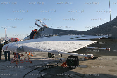 Gdanskie Lotnisko im. Lecha Walesy odwiedzil Mikoyan-Gurevich...