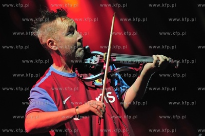 Hala Gdynia. Koncert Nigel Kennedy: Hendrix.  17.03.2012...