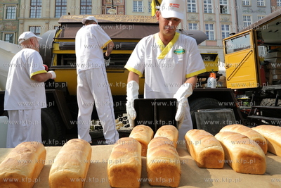 Jarmark sw. Dominika. Swieto chleba. 28.07.2013 fot....