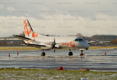 Port Lotniczy im. Lecha Walesy w Gdansku.NzSprint Air...