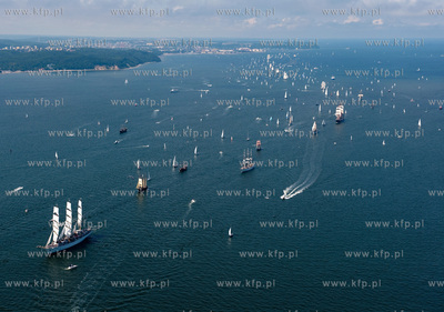 Tall Ships' Races 2009 w Gdyni z lotu ptaka. Zlot Wielkich...