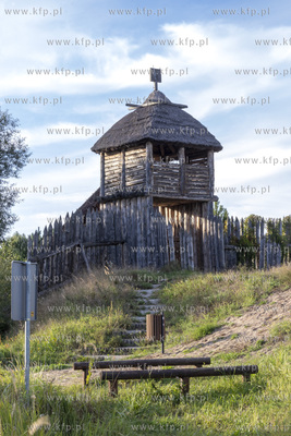 Faktoria Handlowa – rekonstrukcja osady handlowej...