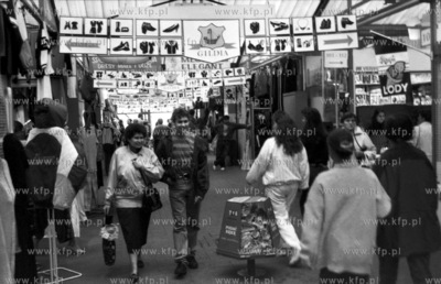 Hala Targowa GILDIA w Gdansku na Targu Siennym. (3M.Kosycarz...