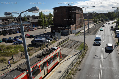 Wyburzanie stoczniowych budynkow przy ul. Jana z Kolna.
06.09.2012...