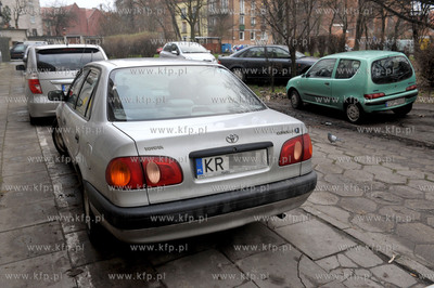 Samochody z rejestracjami spoza Gdanska zaparkowane...